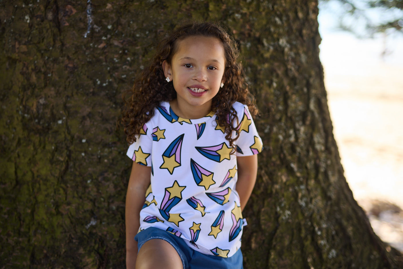 KR2329 SHOOTING STARS TEE