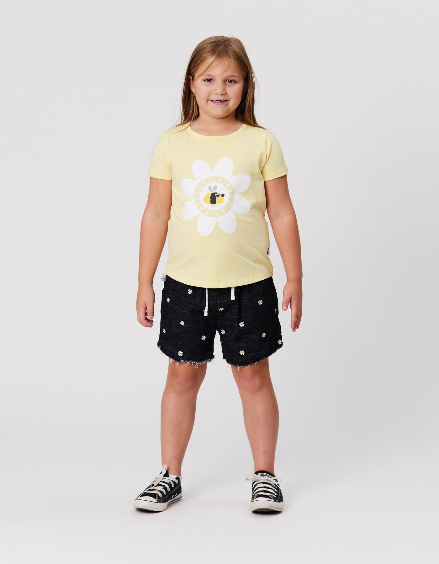 KR2125 DAISY BEE TEE