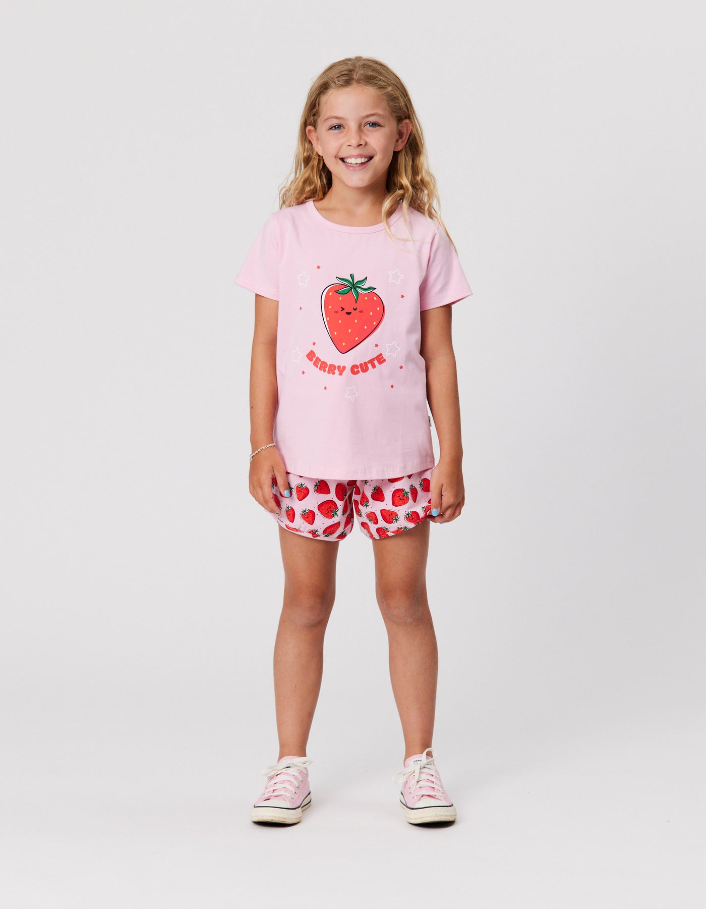 KR2138 ALL THE BERRIES SHORT