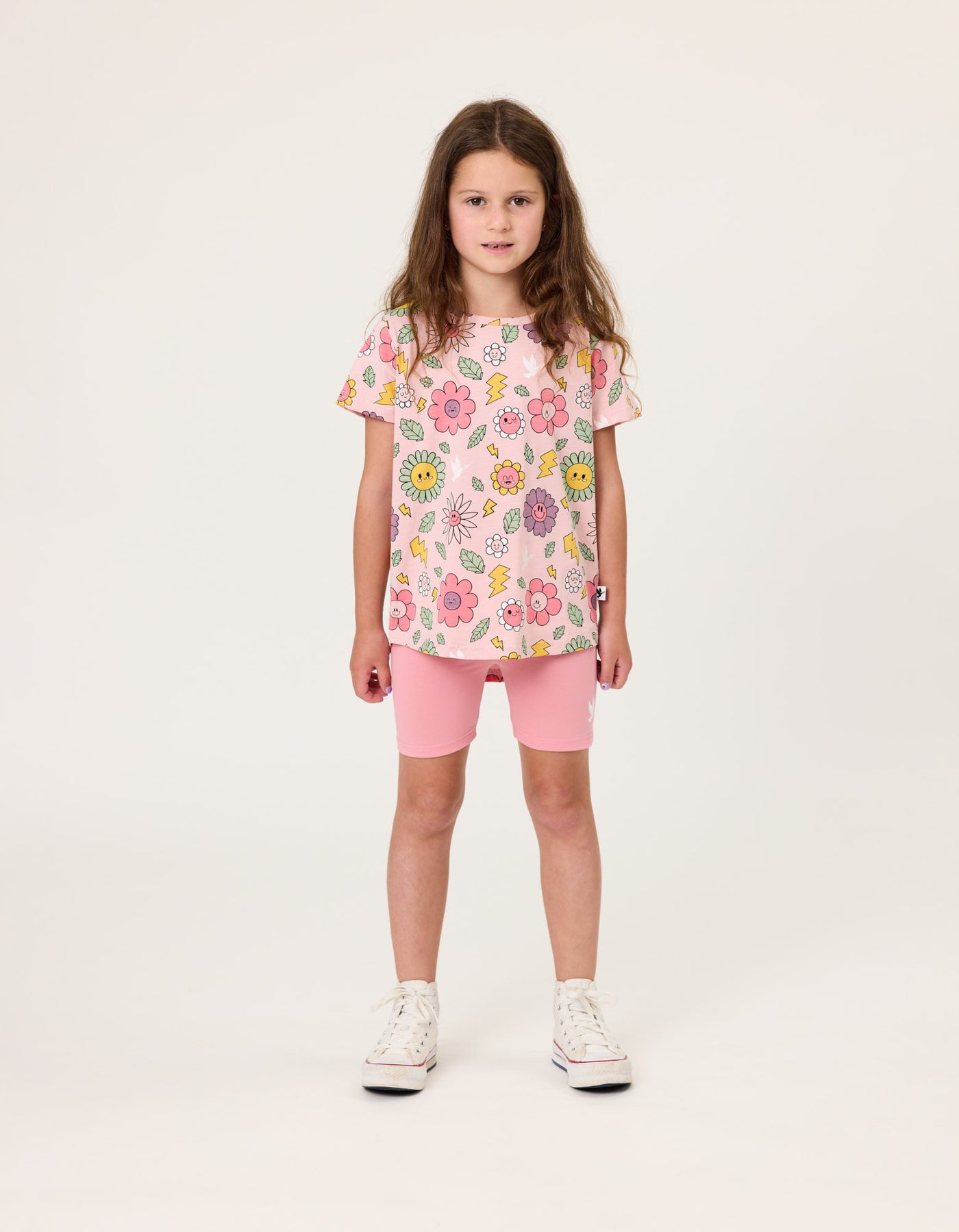KR2338 SMILEY FLOWERS TEE