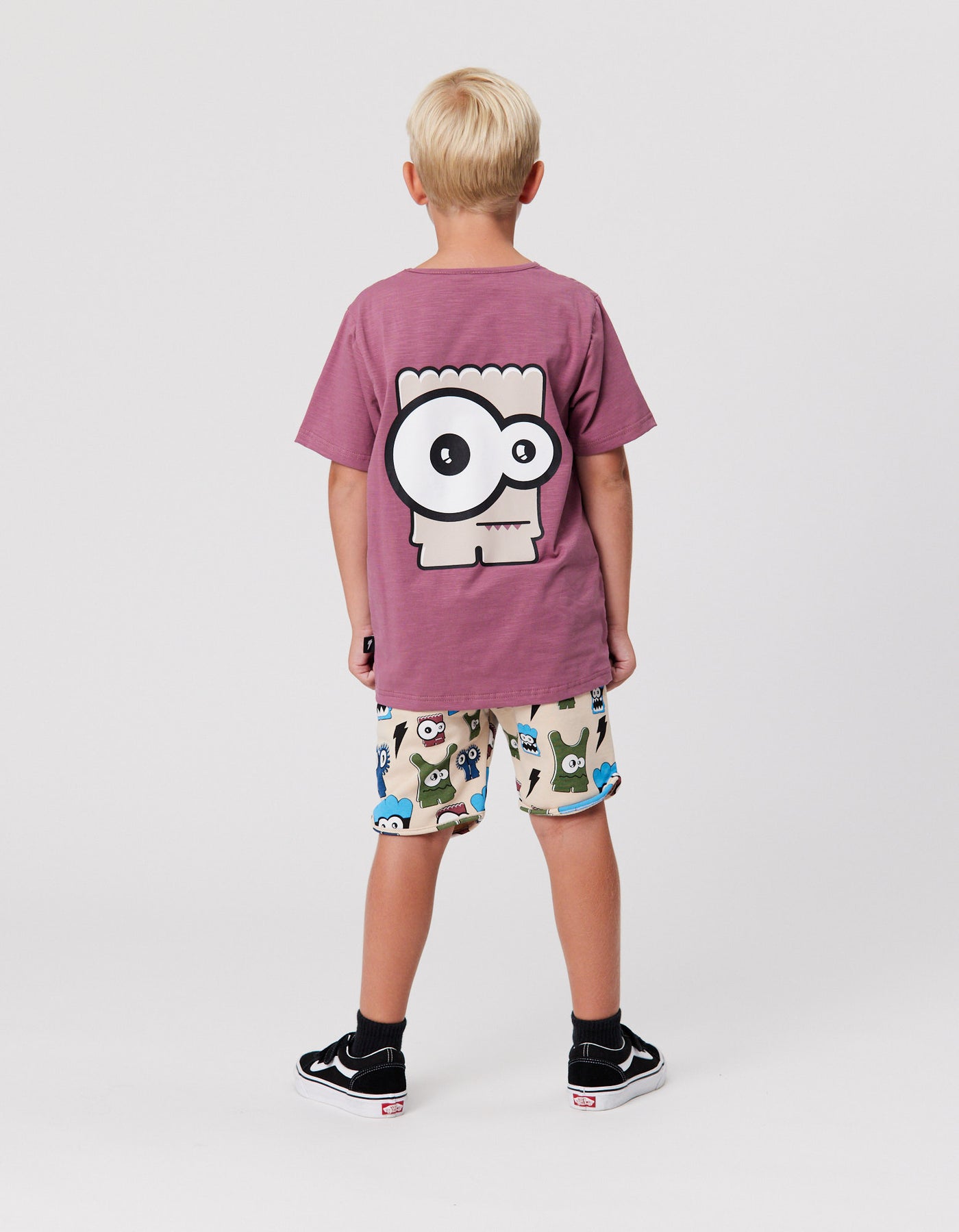 RD2242 BUG EYED TEE