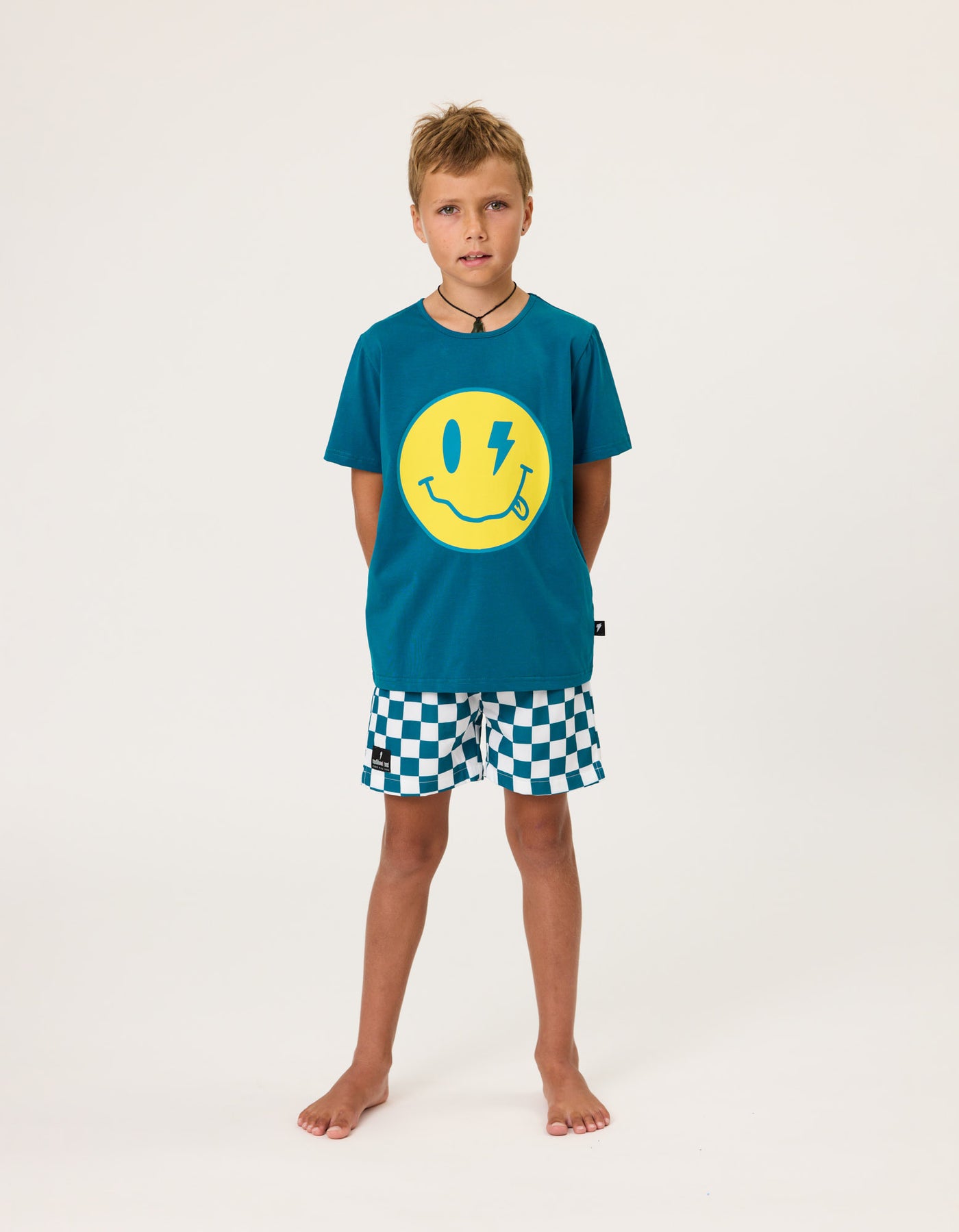 RD2431 SMILEY BOLT TEE