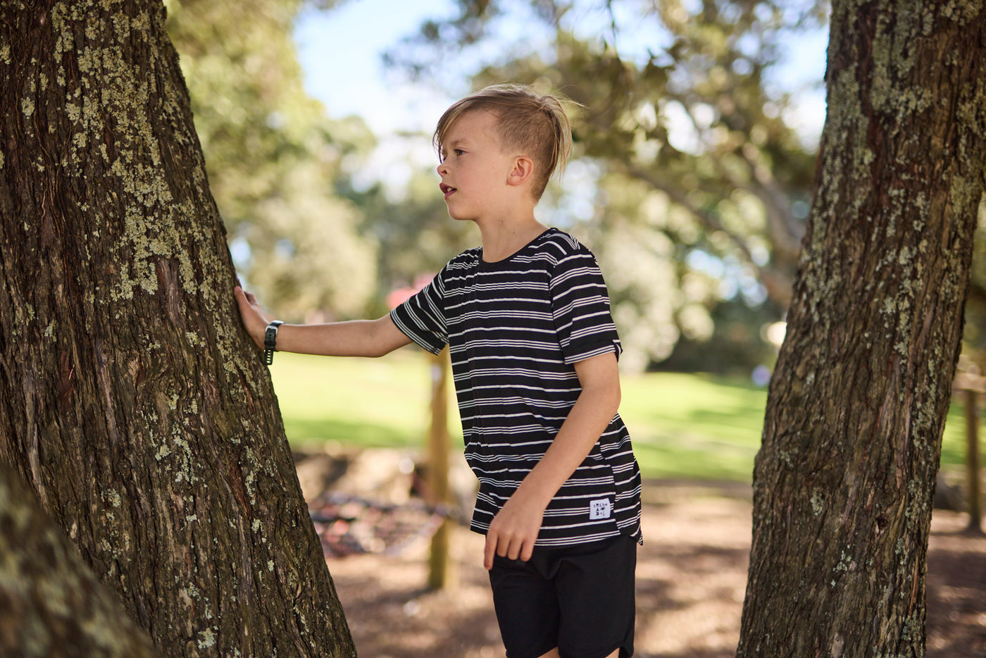 RT1702 RAD TRIBE TEE IN BLACK & WHITE STRIPE