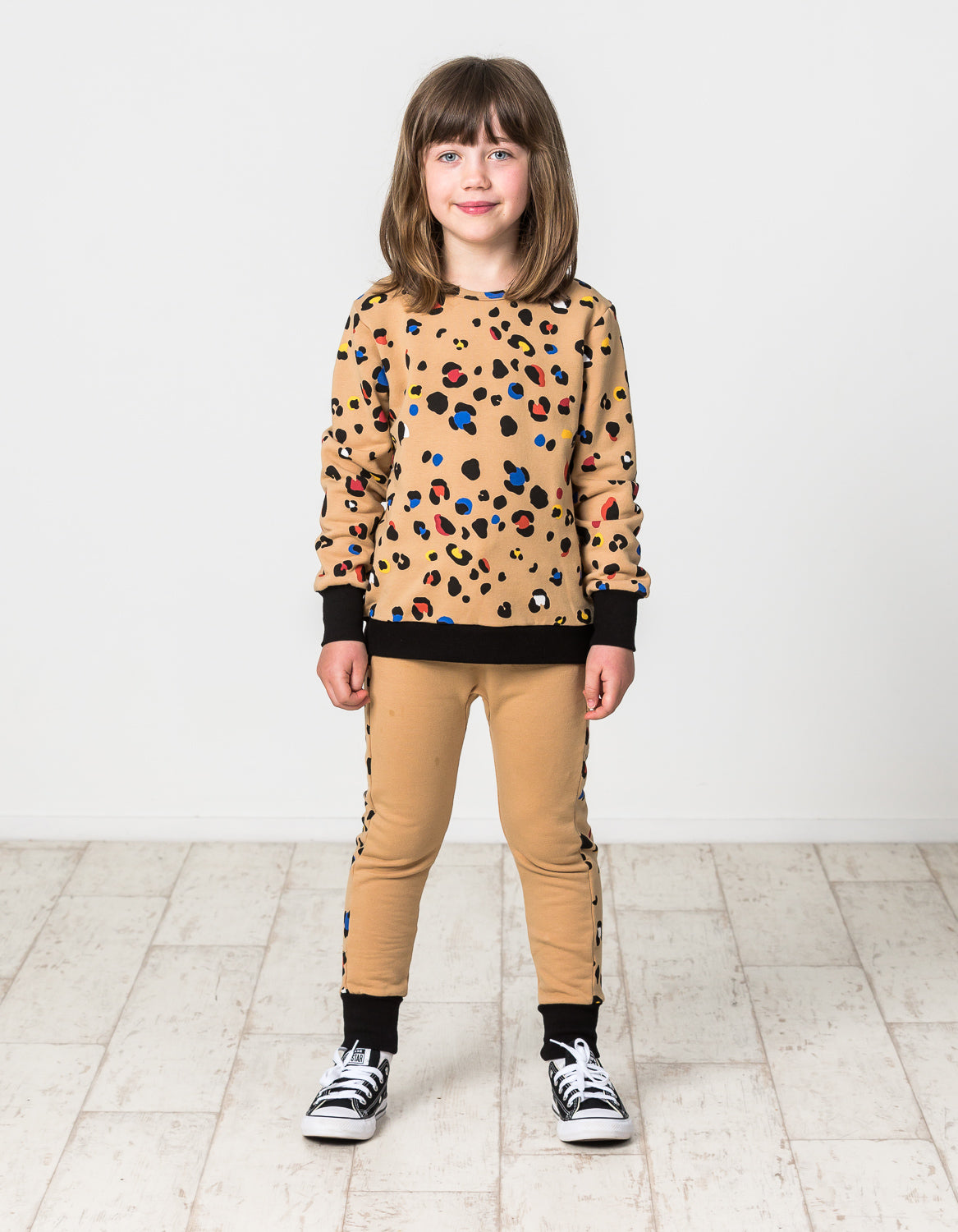 KR1413 COLOUR POP LEOPARD CREW