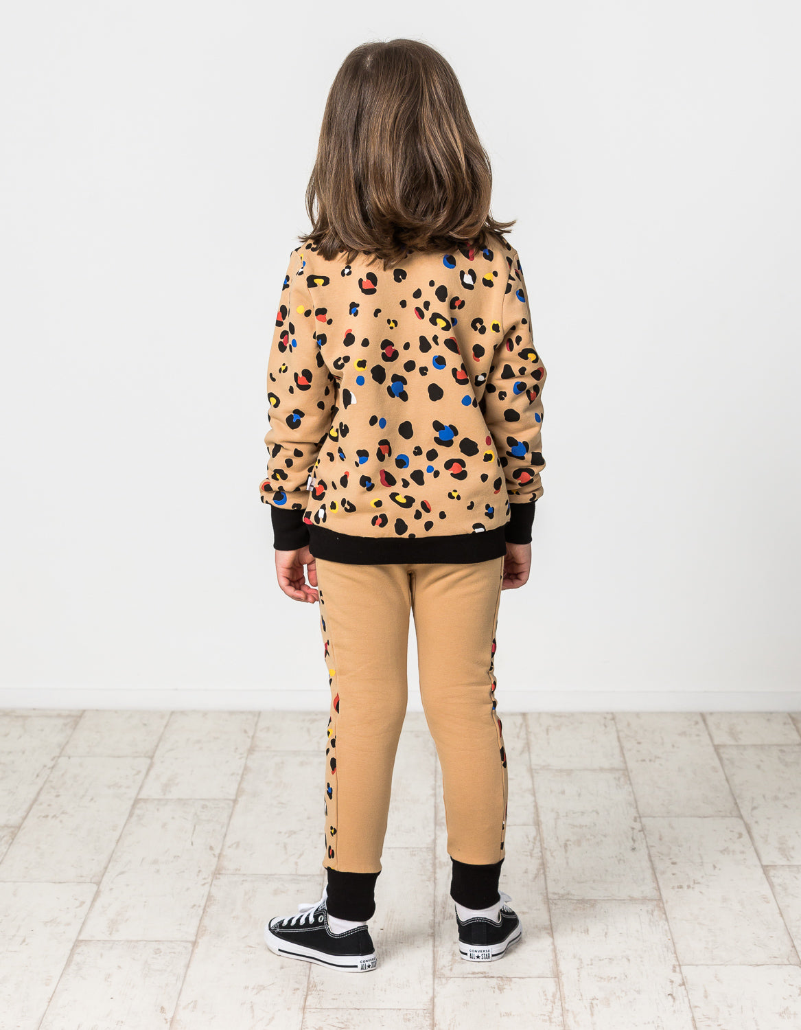 KR1413 COLOUR POP LEOPARD CREW