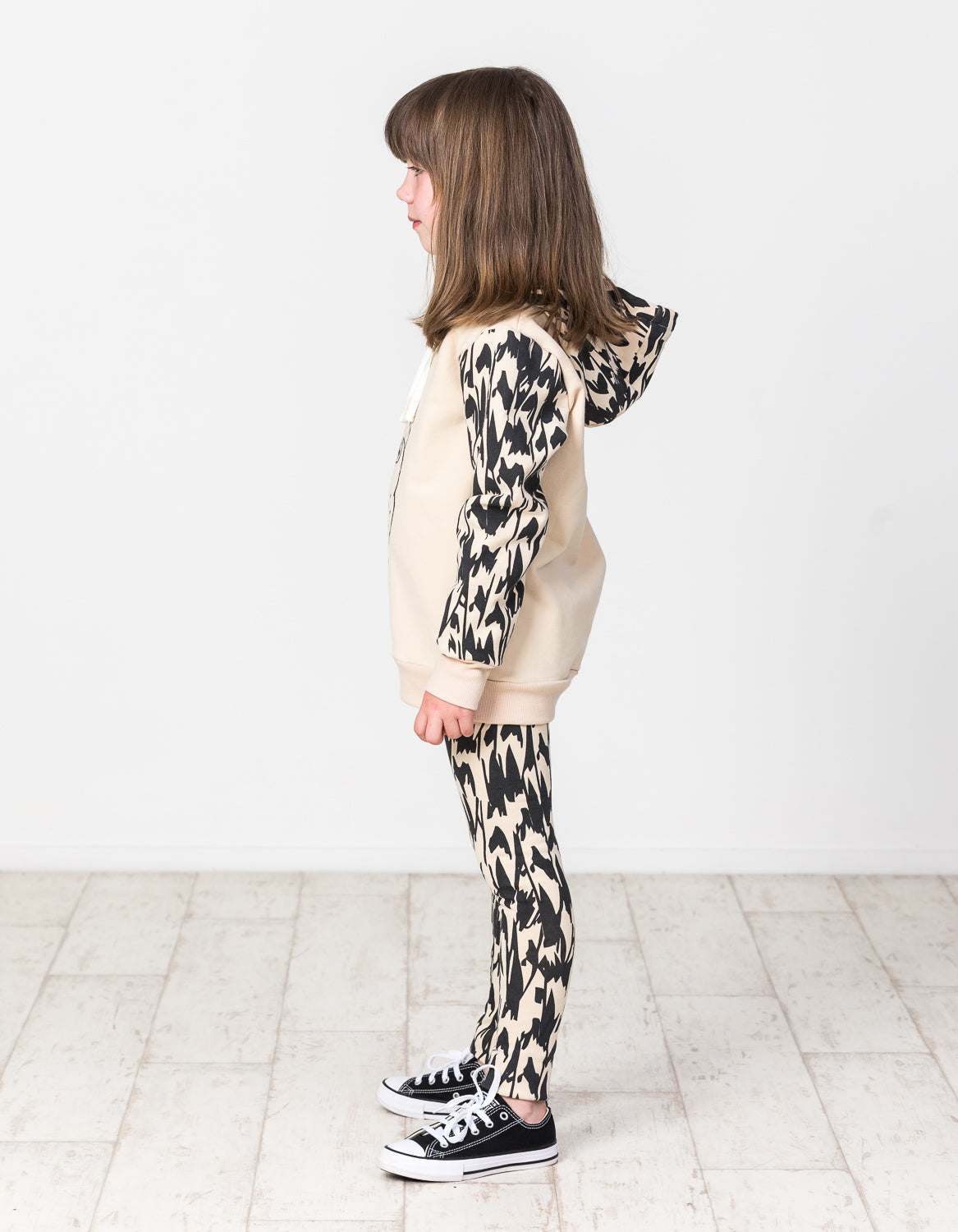 KR1433 THE HOOT HOOD