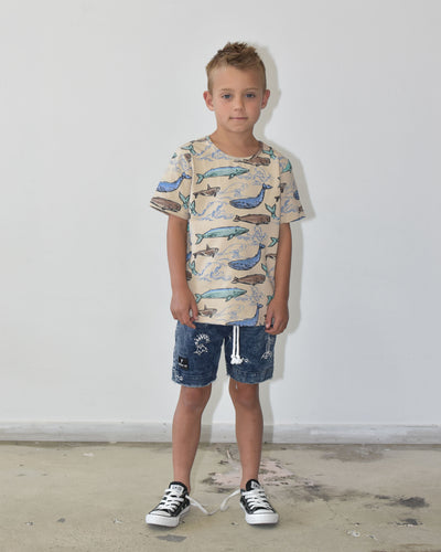 RD1229 INTO THE DEEP TEE