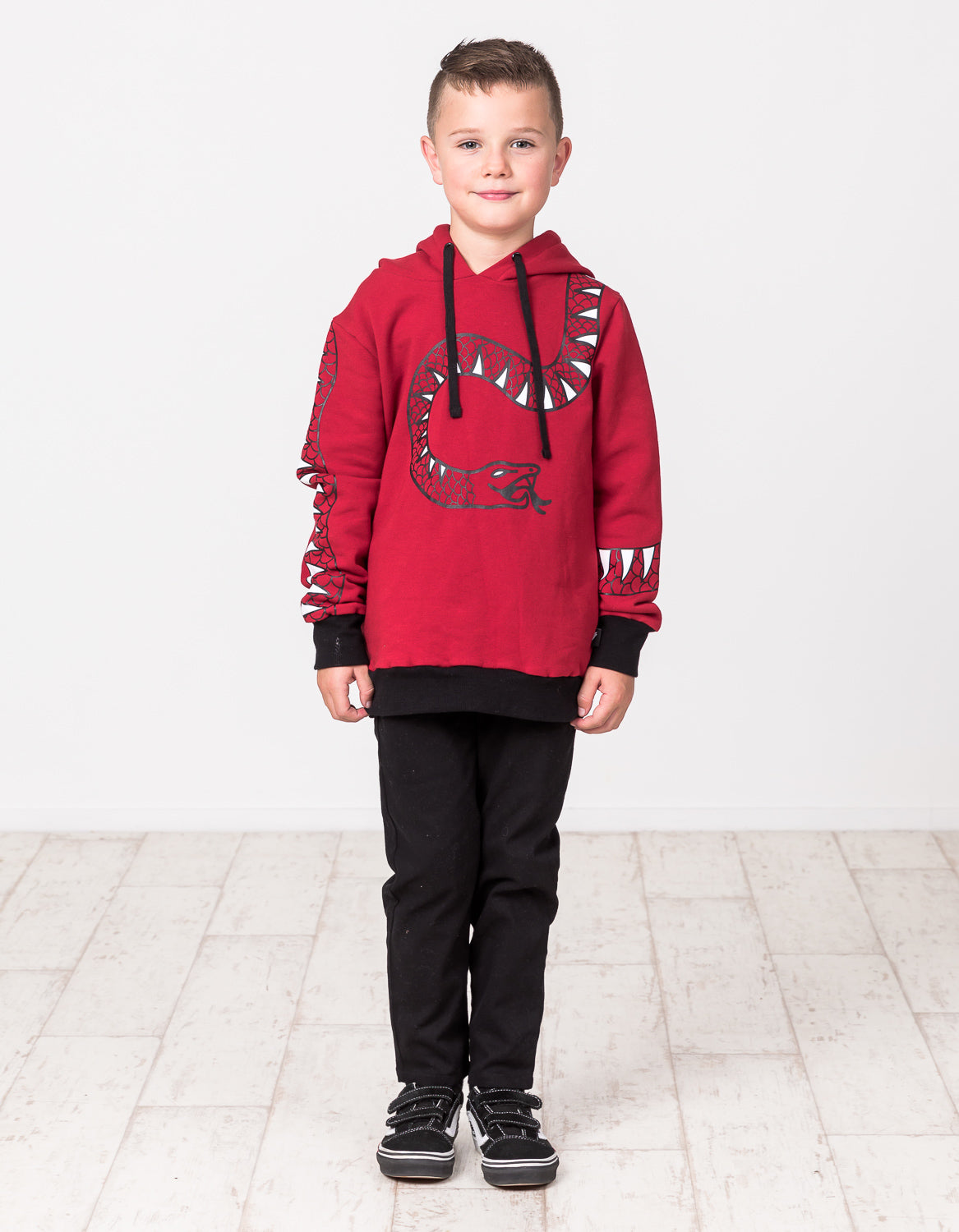 RD1334 SERPENT HOOD IN RED