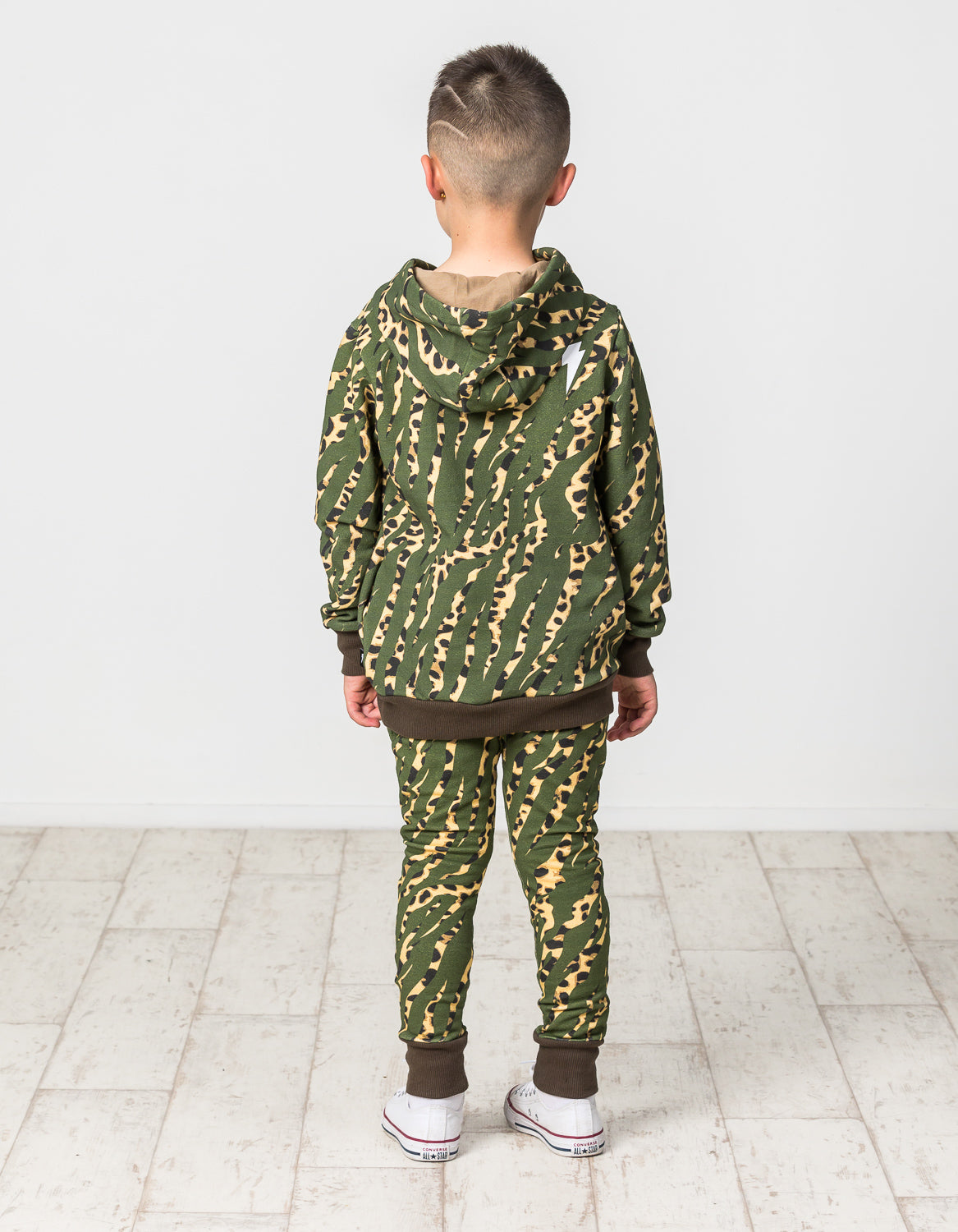 RD1527 LEOPARD TIGER HOOD