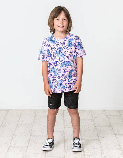 RD1602 TIGER DENIM SHORTS