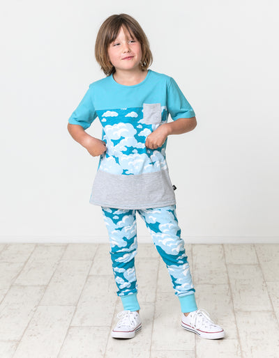 RD1626 CLOUDS PANEL TEE