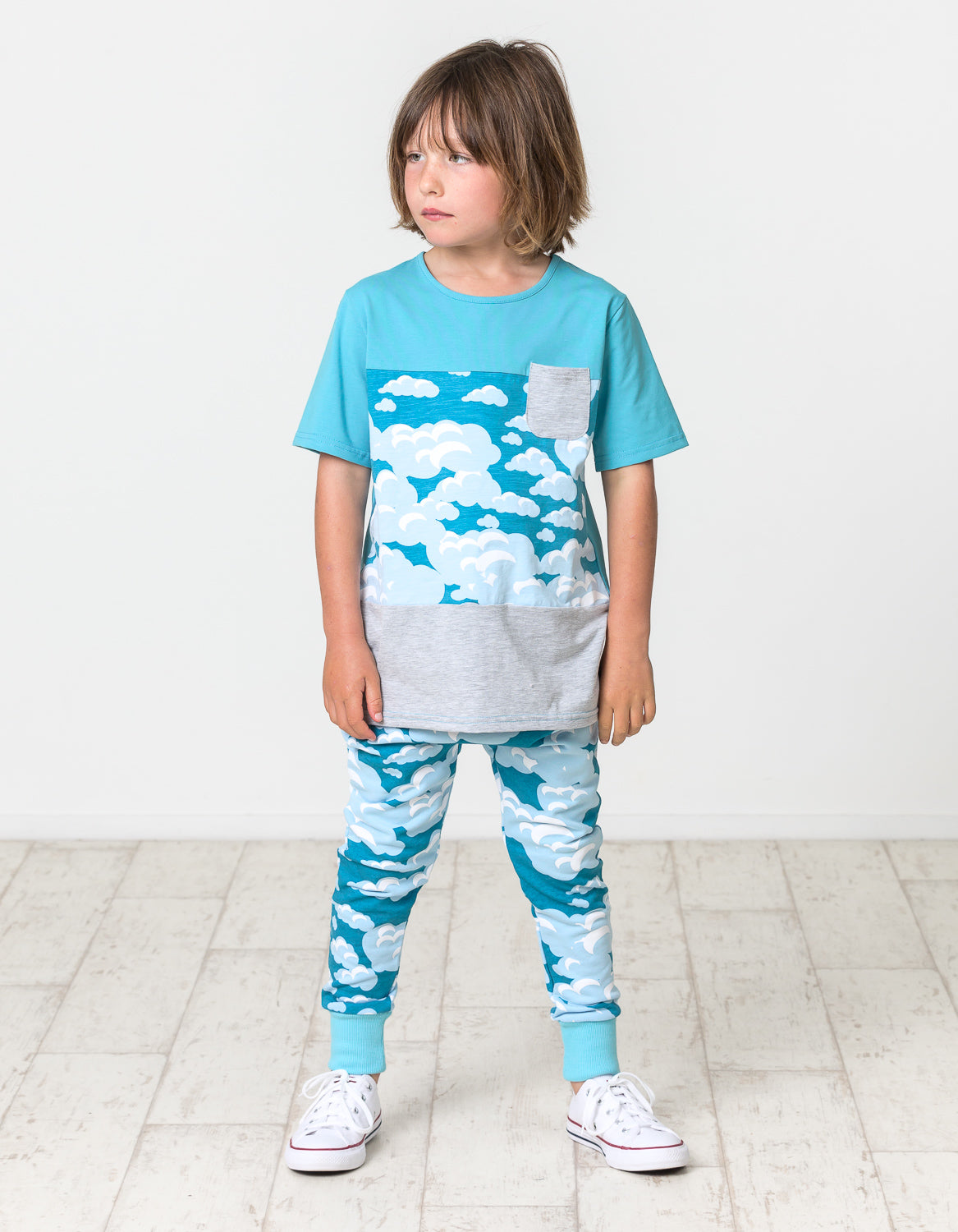 RD1626 CLOUDS PANEL TEE