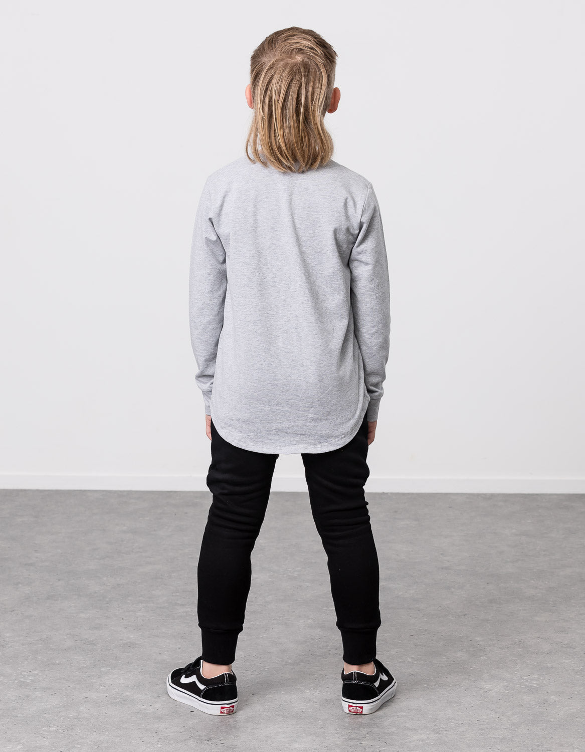 RT1005 TRIBE LS TEE IN GREY